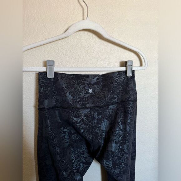 Lululemon Wunder Under HR Tight 28” Size 8 Shine Floral - Picture 7 of 10